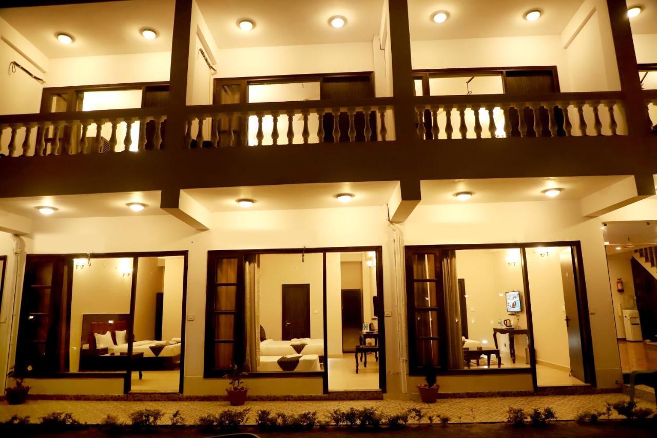 ホテルRishikesh Grand エクステリア 写真